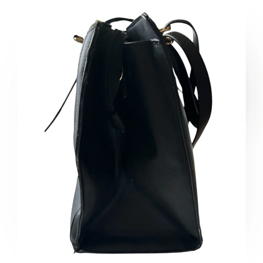 Beautiful Black Leather Handbag Tote Laptop IPad Tablet Bag Lovevook